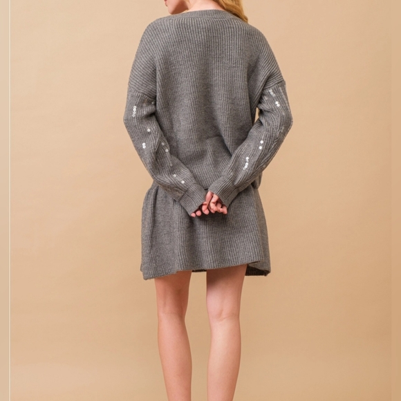 #266 🛑58 S/M OR M/L Sequin Loose Sweater w/ Matching Skirt 2pc set - Picture 5 of 7